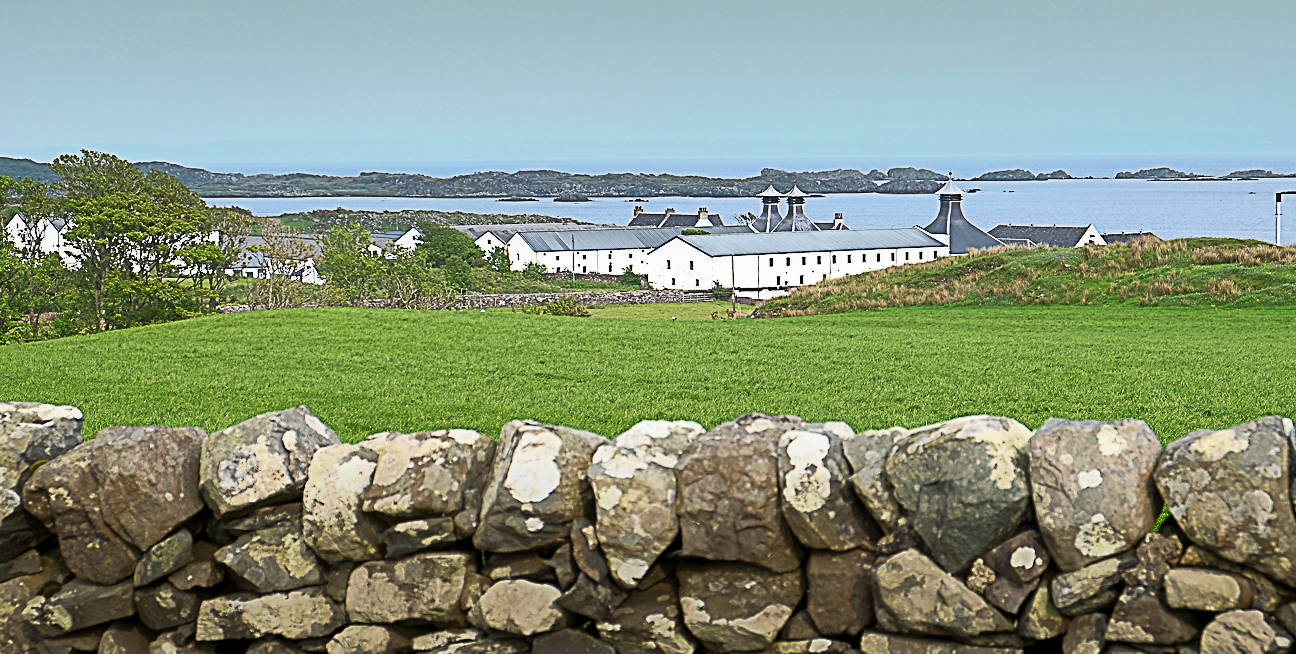 Ardbeg Distillery auf Islay - photo: M. Baumert