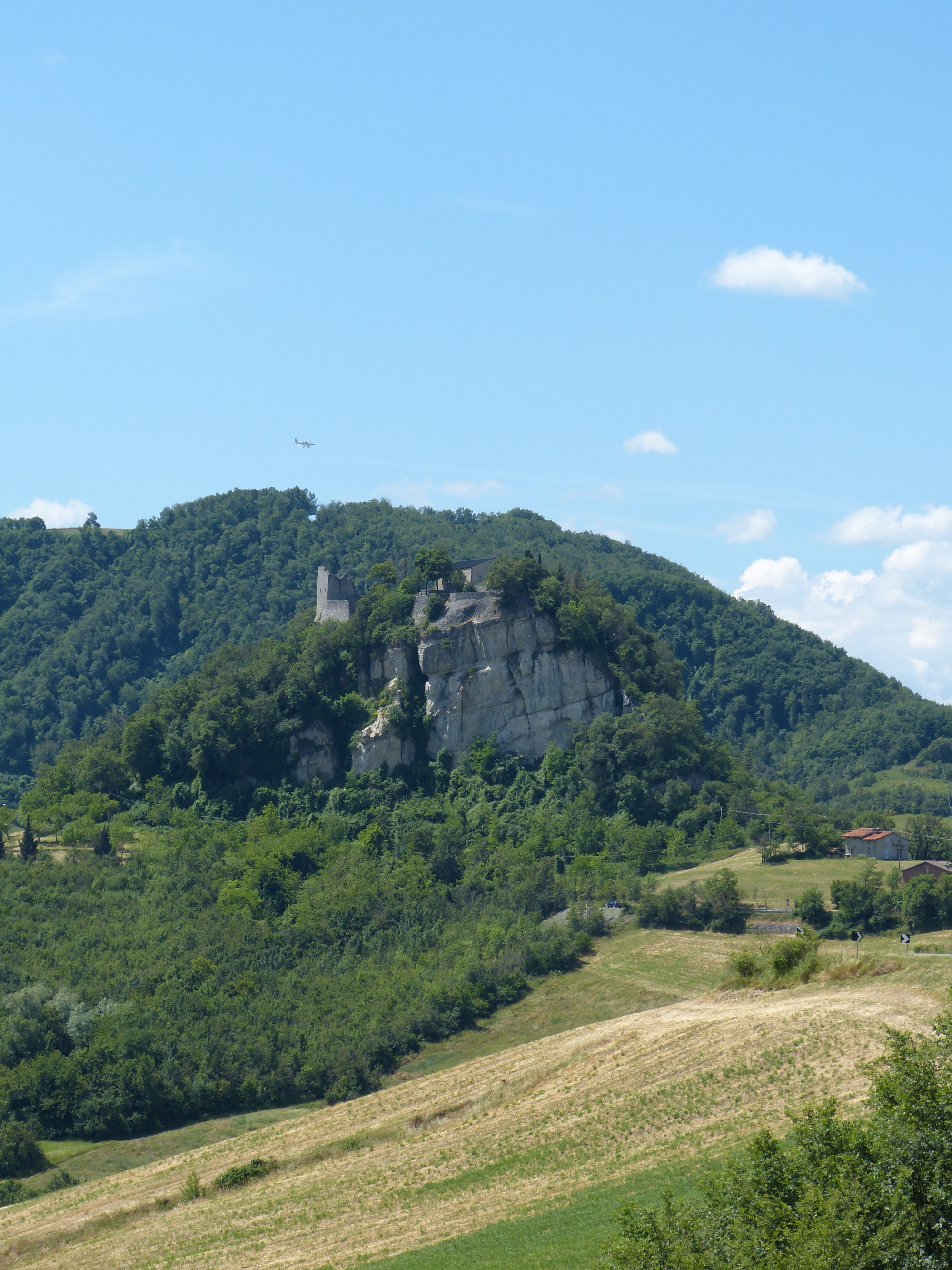 Canossa - photo: LCTours