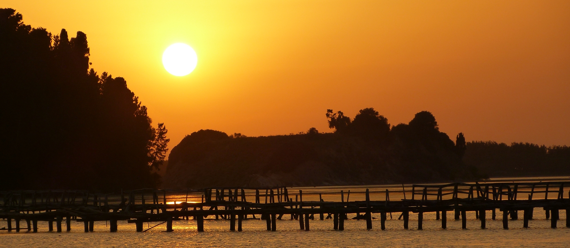 Sonnenuntergang bei Vlora - photo: LCTours